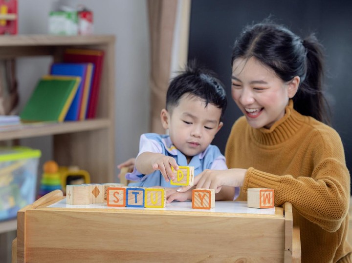 Pendidikan Anak Usia Dini: Program dan Metode Baru